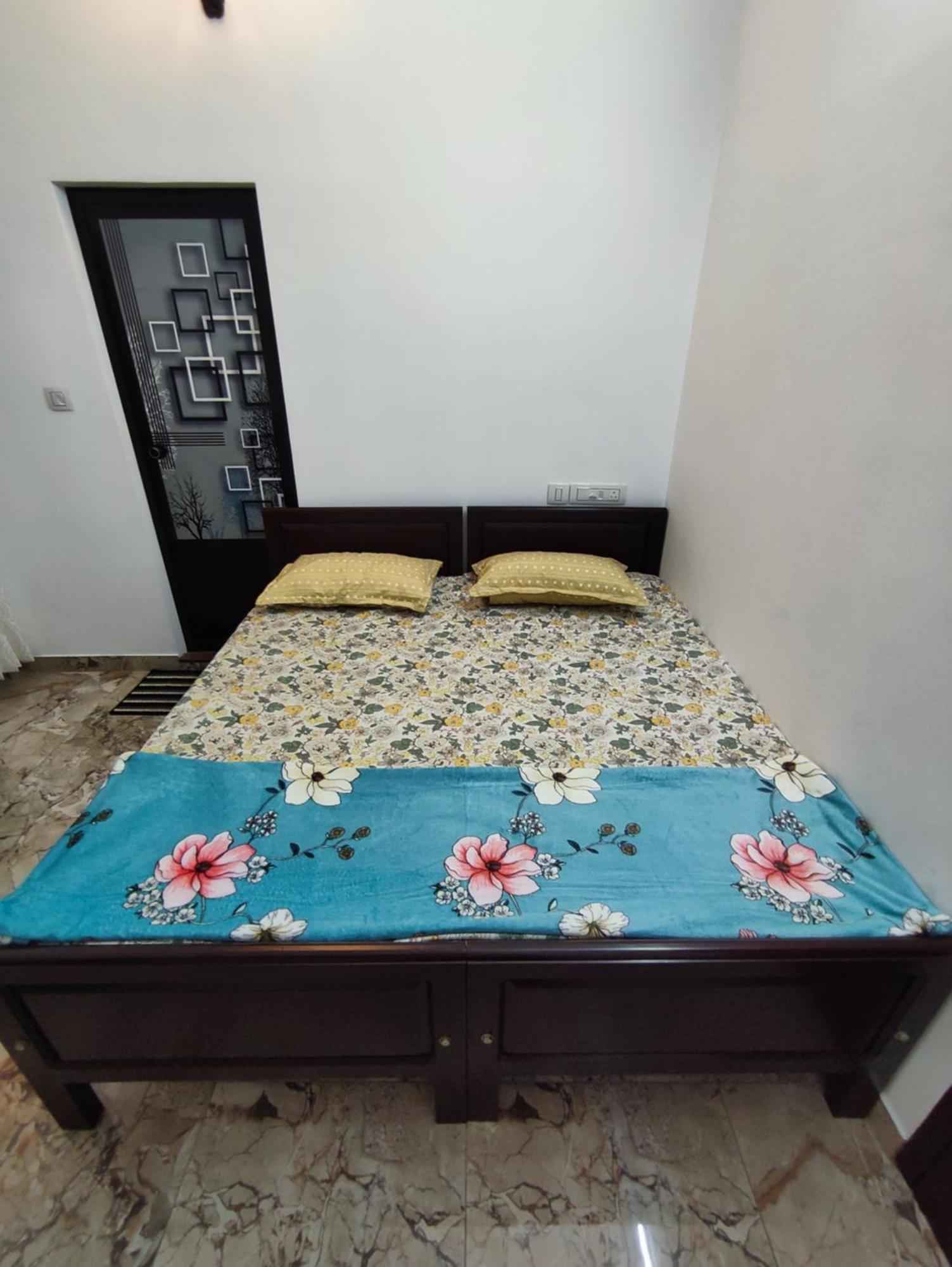 Alam Homestay Kochi Exterior foto